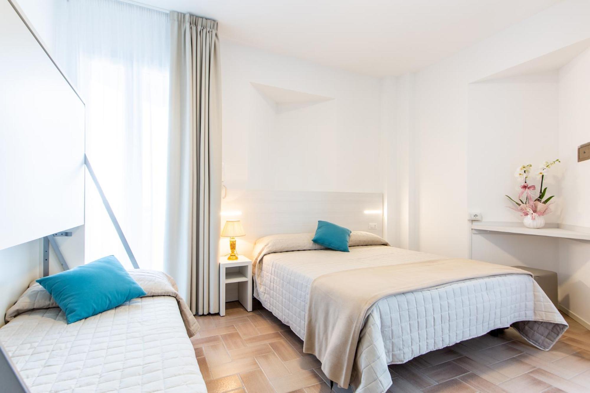 Hotel Raffaello 3*